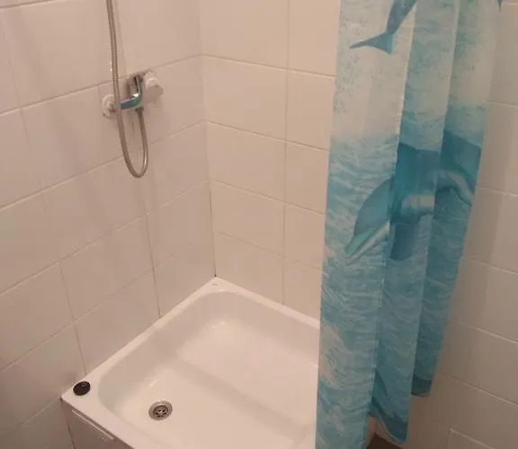 On Knyazya Romana 26 Center *