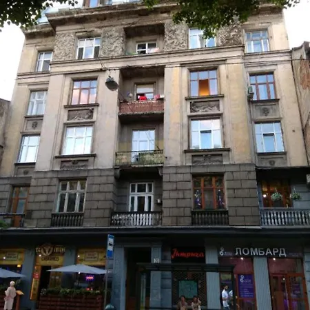 On Knyazya Romana 26 Center Lviv